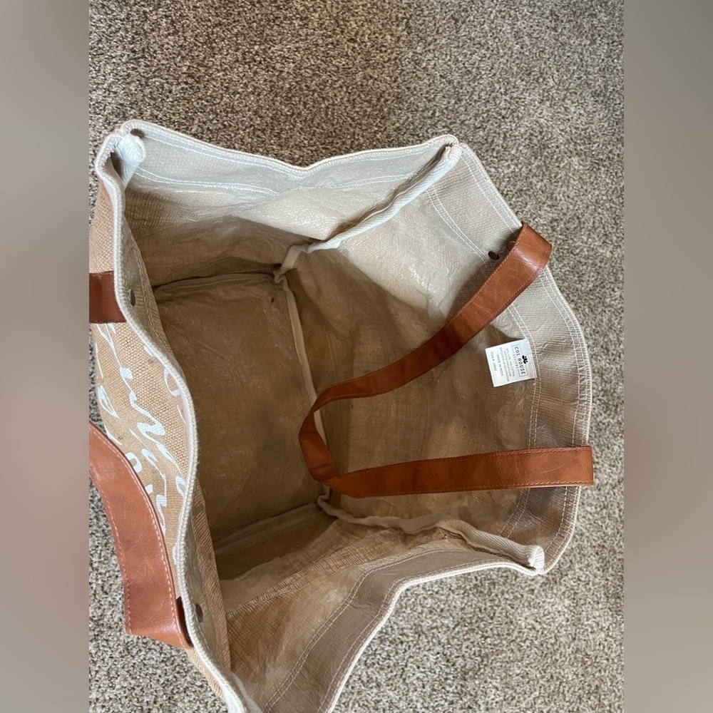 Just a small town girl bag! So cute - Picture 4 of 5